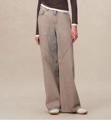 Hosen aus denim, mit hoher Taille, mit geraden Beinen