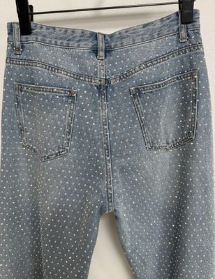 Modische Strassverzierungen Gerade Jeans für ein auffälliges Aussehen