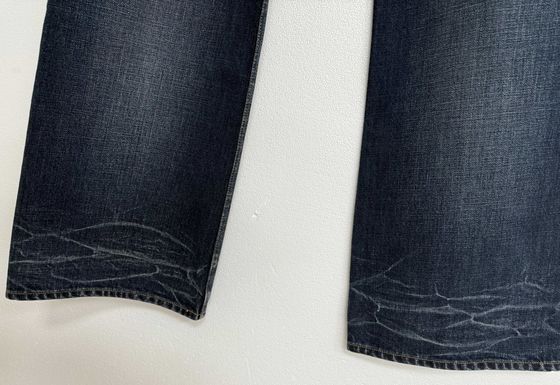 Mittlere und hohe Taille, denim geschnitten, für eine schmeichelhafte Passform