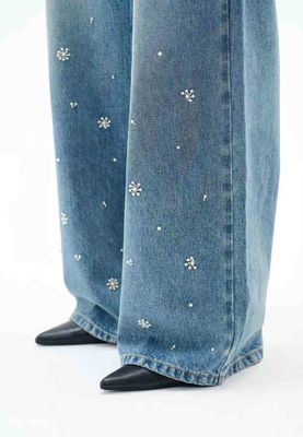 Breitbein Jeans mit hoher Taille für eine klassische und schmeichelhafte Silhouette