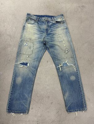 Leicht waschbarer Denim-Boden mit schwerem Stress für einen robusten Vintage-Look