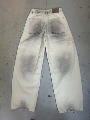 Design-Denim-Boden mit hoher Taille für eine schmeichelhafte Silhouette